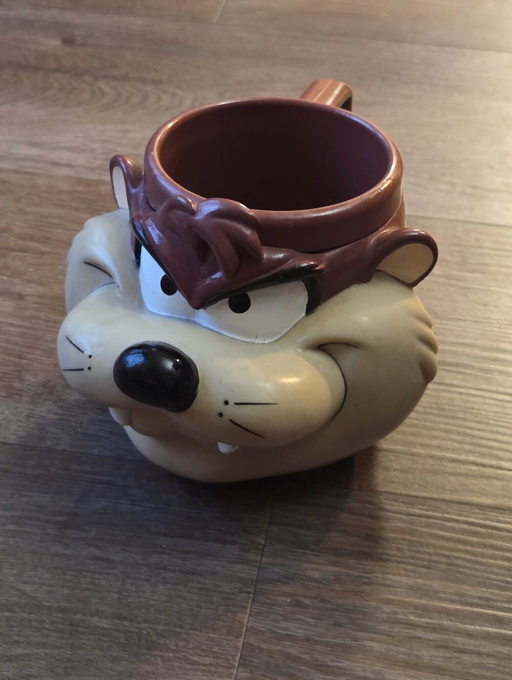 Vintage 1992 Warner Bros Looney Tunes Tasmanian Devil 3D Plastic Mug Collectible
